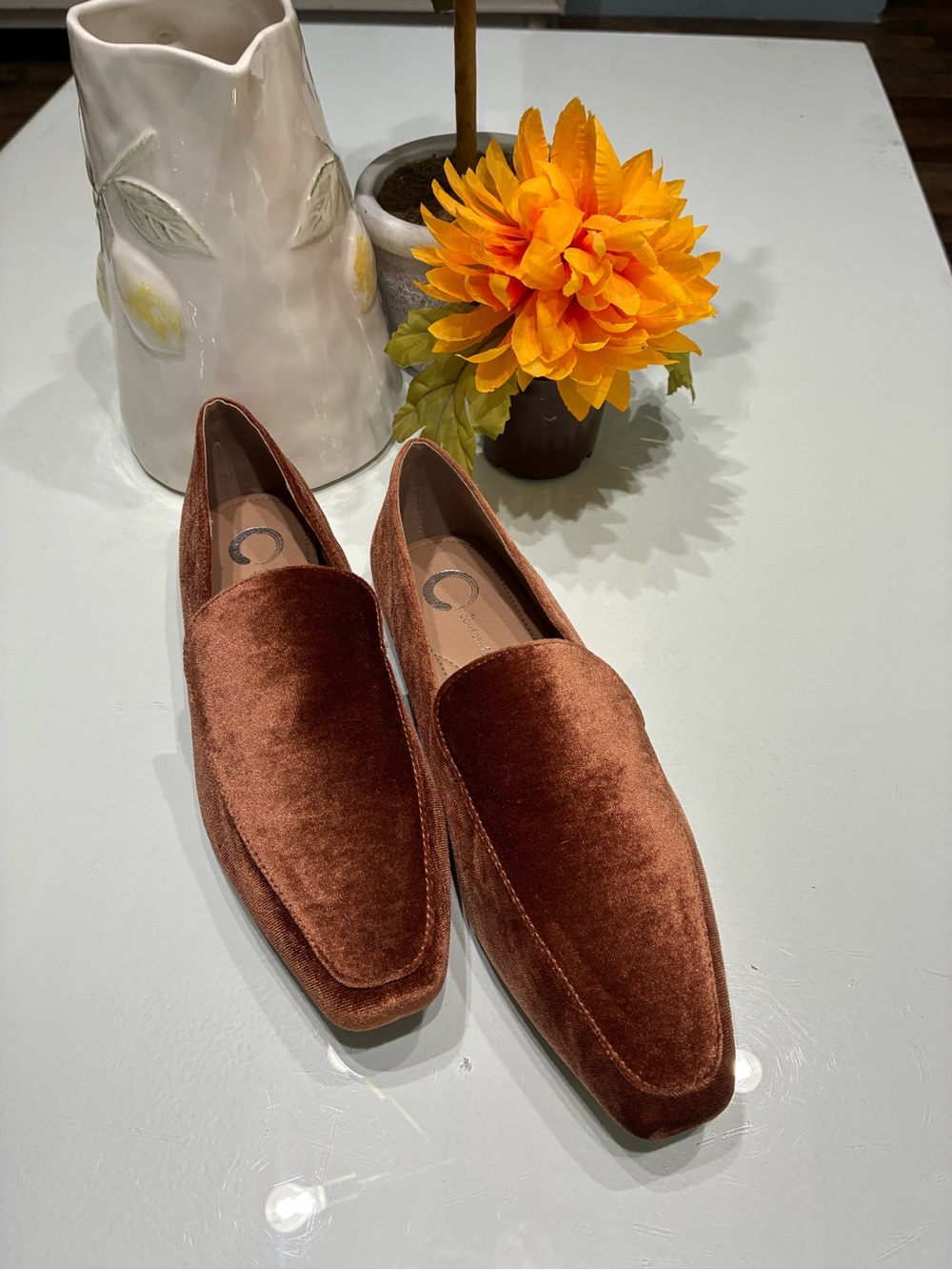 NWOT TRU COMFORT Velvet Slip-On Loafers in Rich Brown, Small Flat Heel